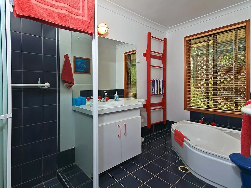 24 Powells Road, Karana Downs QLD 4306